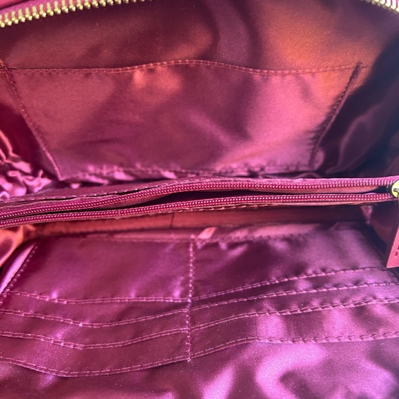 NWOT- JOY & IMAN Red Quilted Burgundy Crossbody Bag - Picture 5 of 6